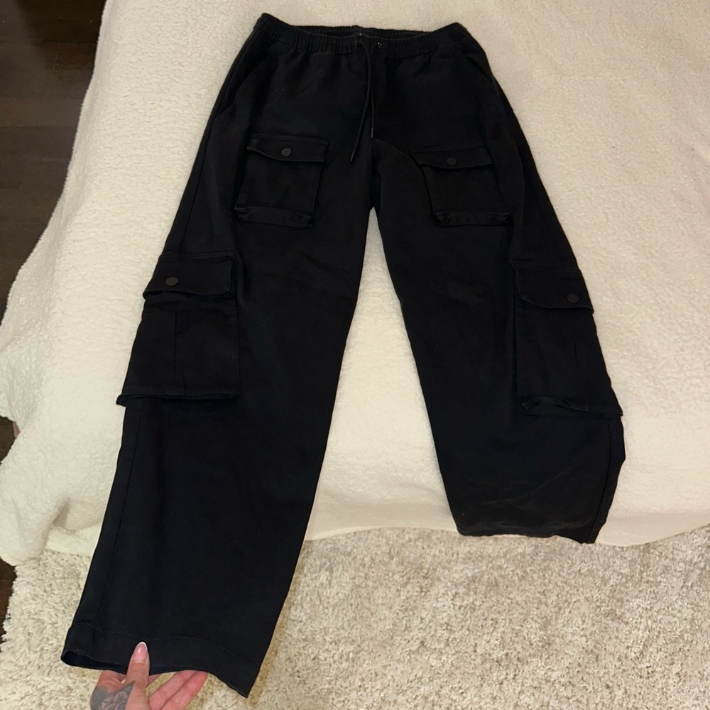 Alo Black Cargo Pants